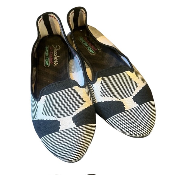 Skechers air cooled memory foam stretch, fit Lady shoe size 8 1/2 preowned - Picture 1 of 8